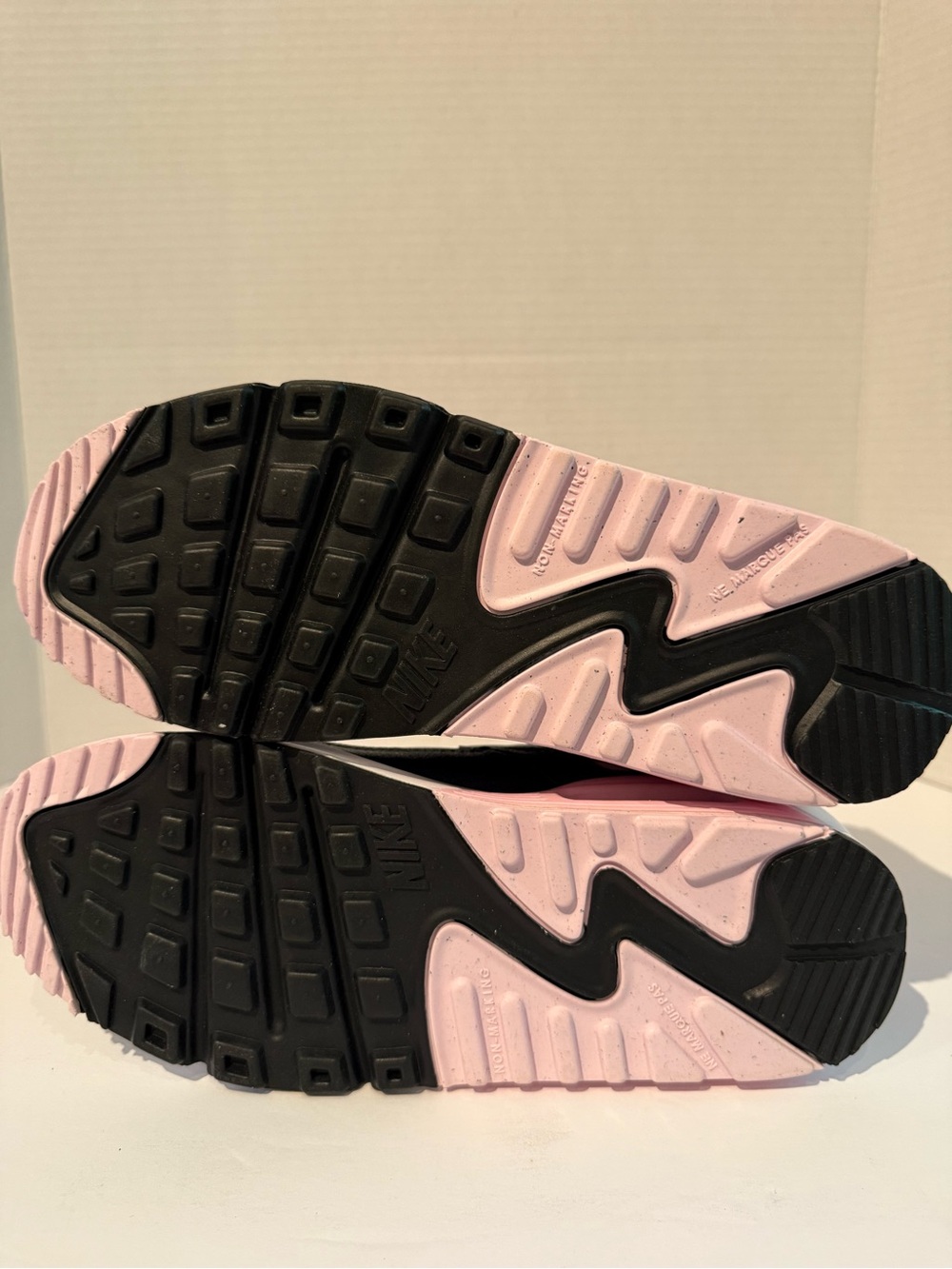 Nike Air Max 90 White, Black & Light Pink - Picture 5 of 5